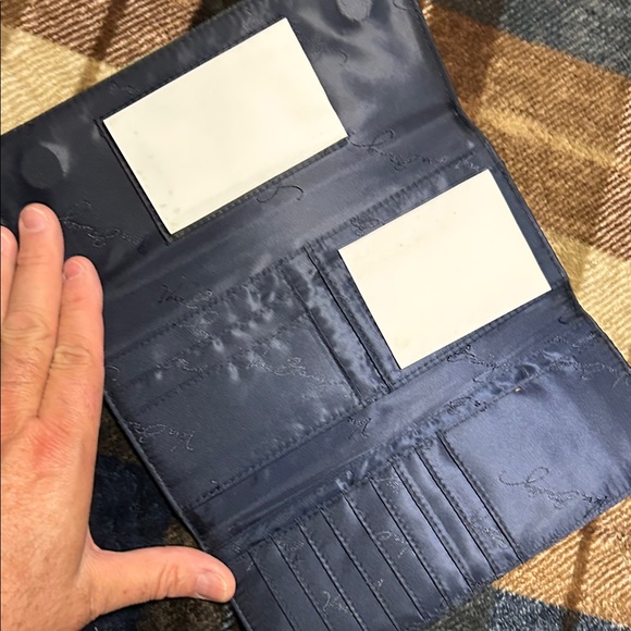 Vera Bradley Lime Green and Black Clutch - Picture 4 of 11